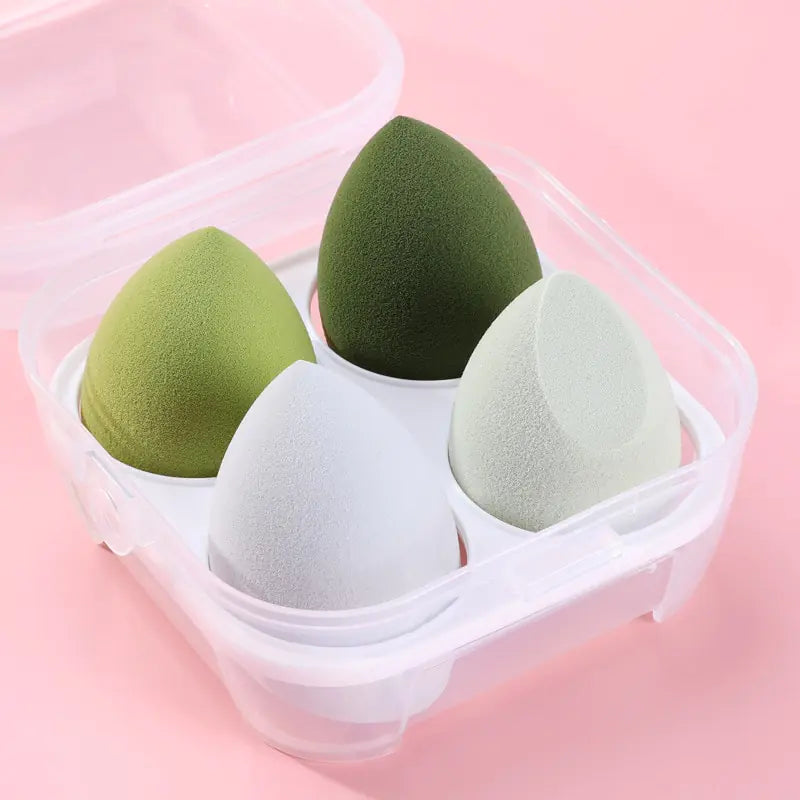 Lot de 4 éponges à maquillage